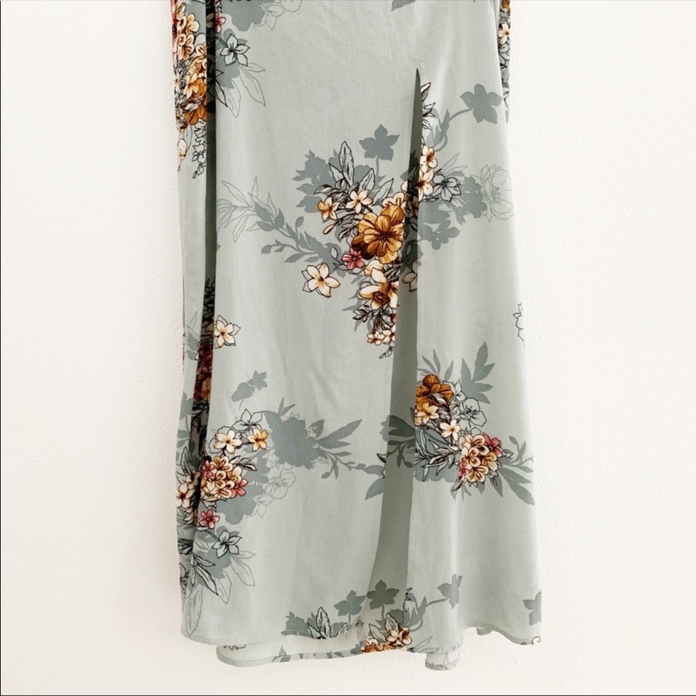 ★ IRIS | PALE BLUE MAXI DRESS WITH SIDE SLIT - Picture 2 of 3